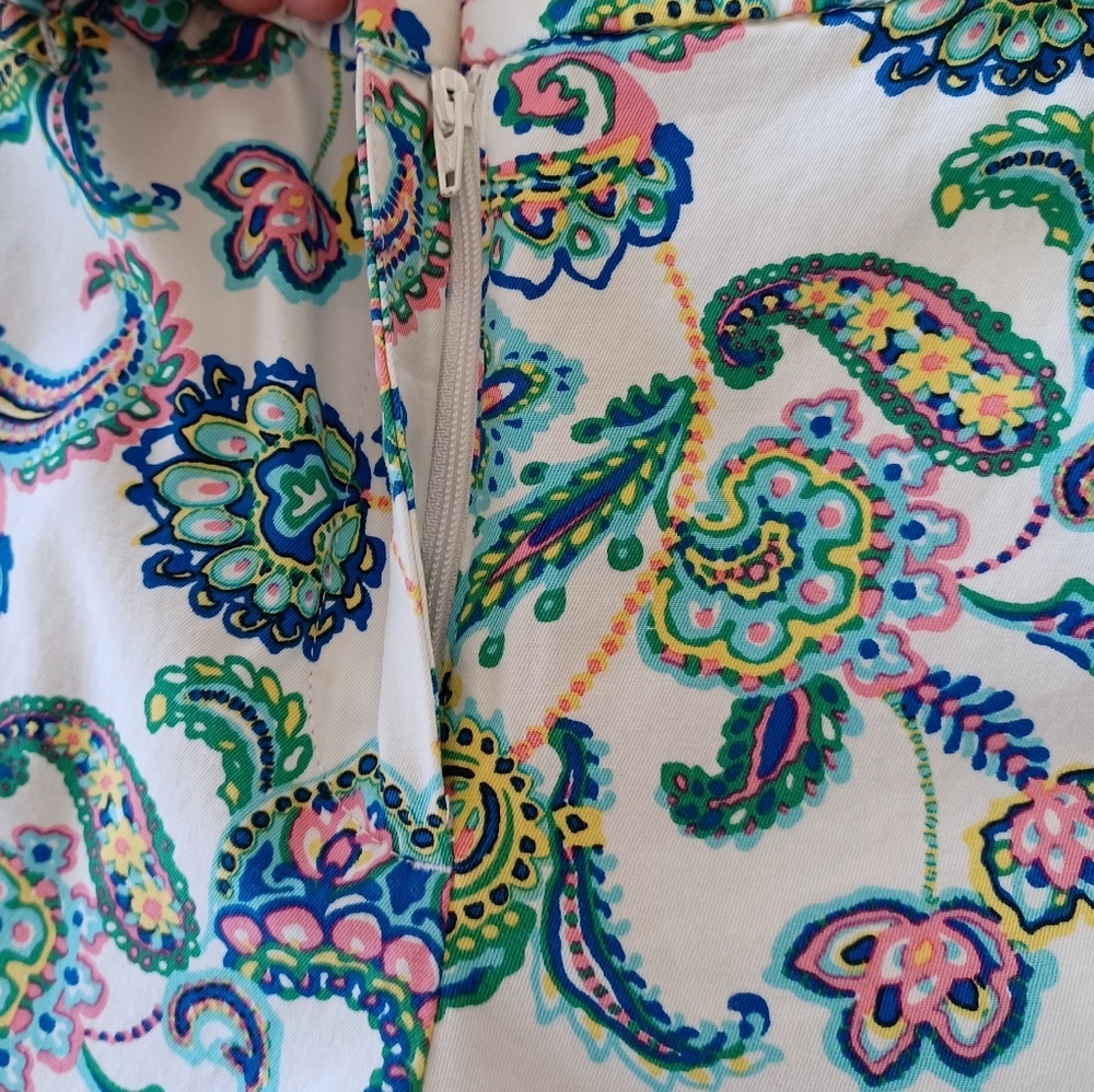 TALBOTS Paisley Perfect Skimmer Capri Pants, size 8p - Picture 6 of 15